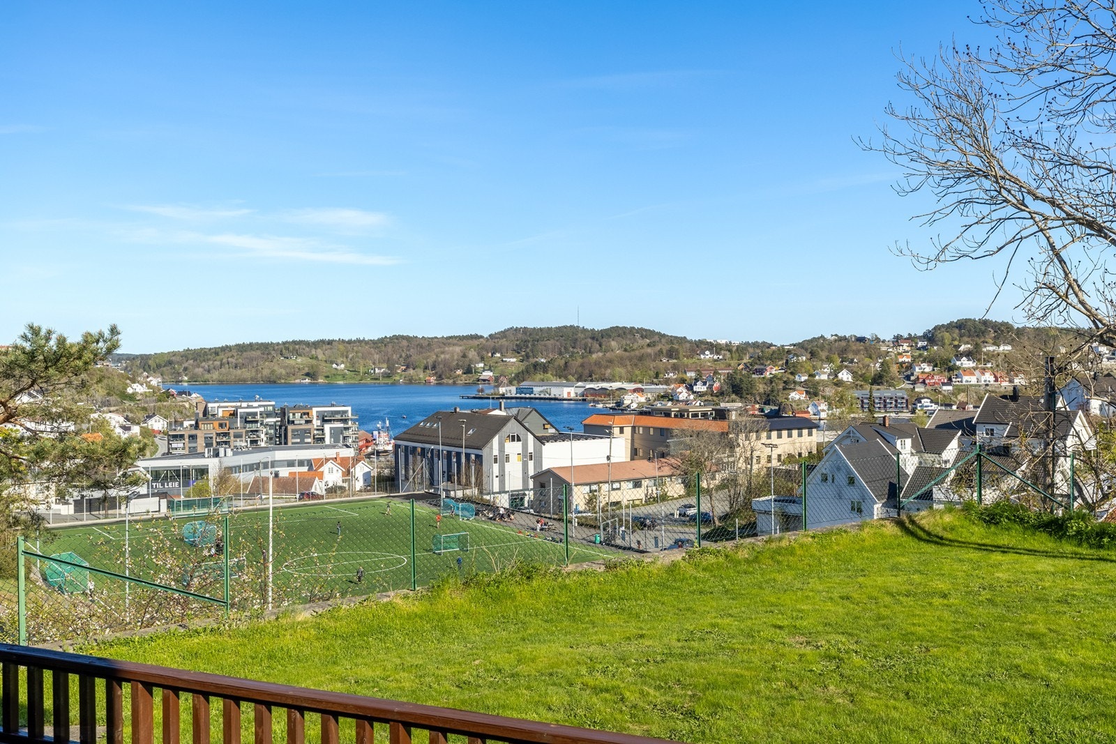 Utsikt mot Tromøysund og Skytebanen Galleribilde