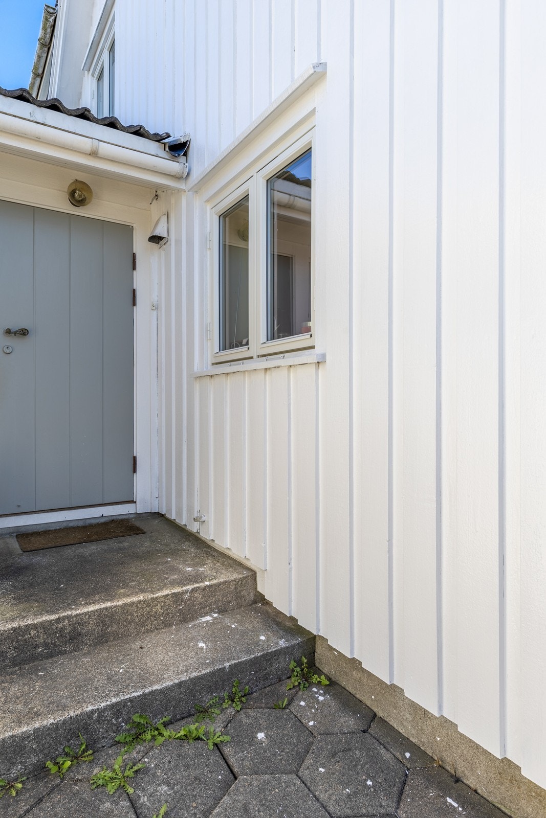 Egen inngang til hybel/soverom 1. etasje Galleribilde