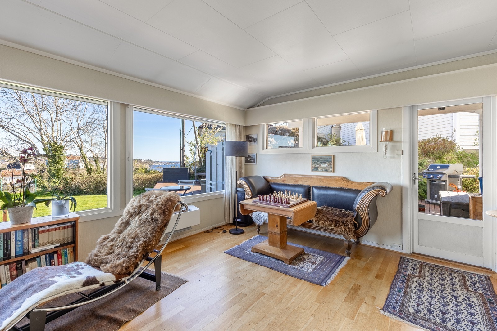 Direkte adgang til terrassen fra stuen Galleribilde