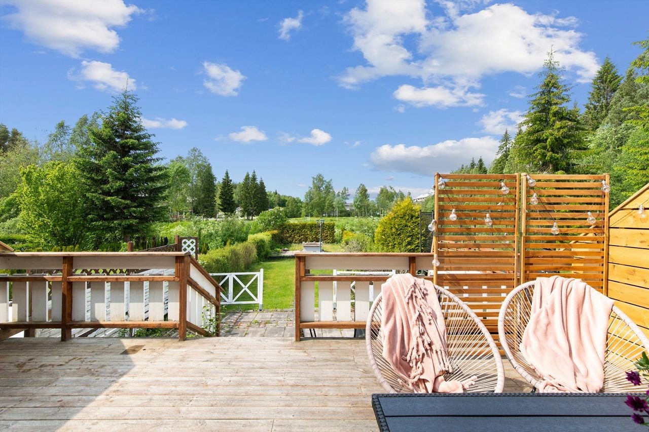 Et pent rekkehus med god intern beliggenhet. Galleribilde