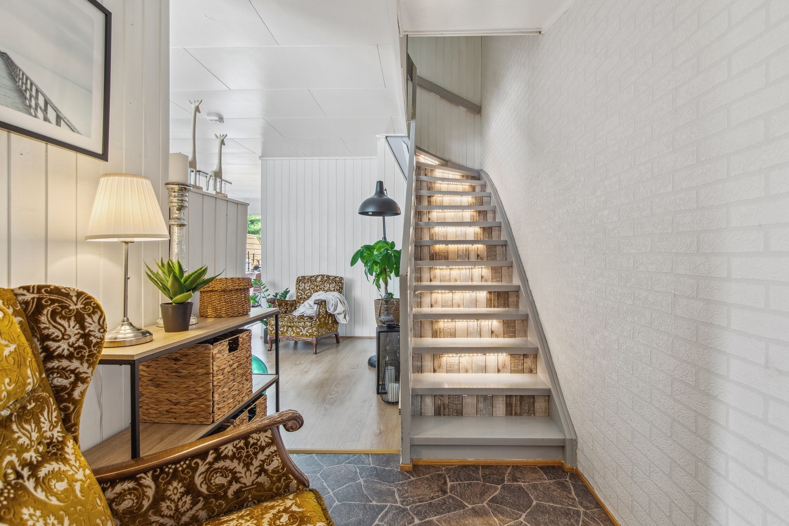 Trappegang opp til andre etasje. Galleribilde