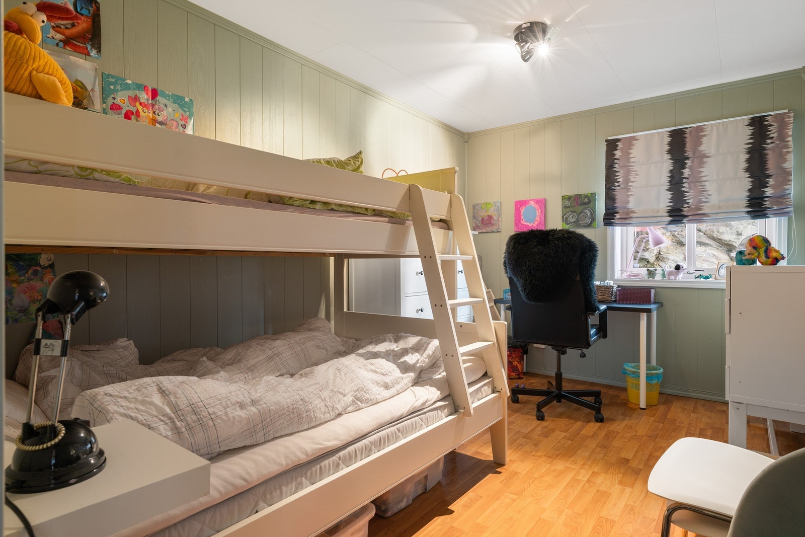 Soverom 2 er på 12 kvm. Galleribilde