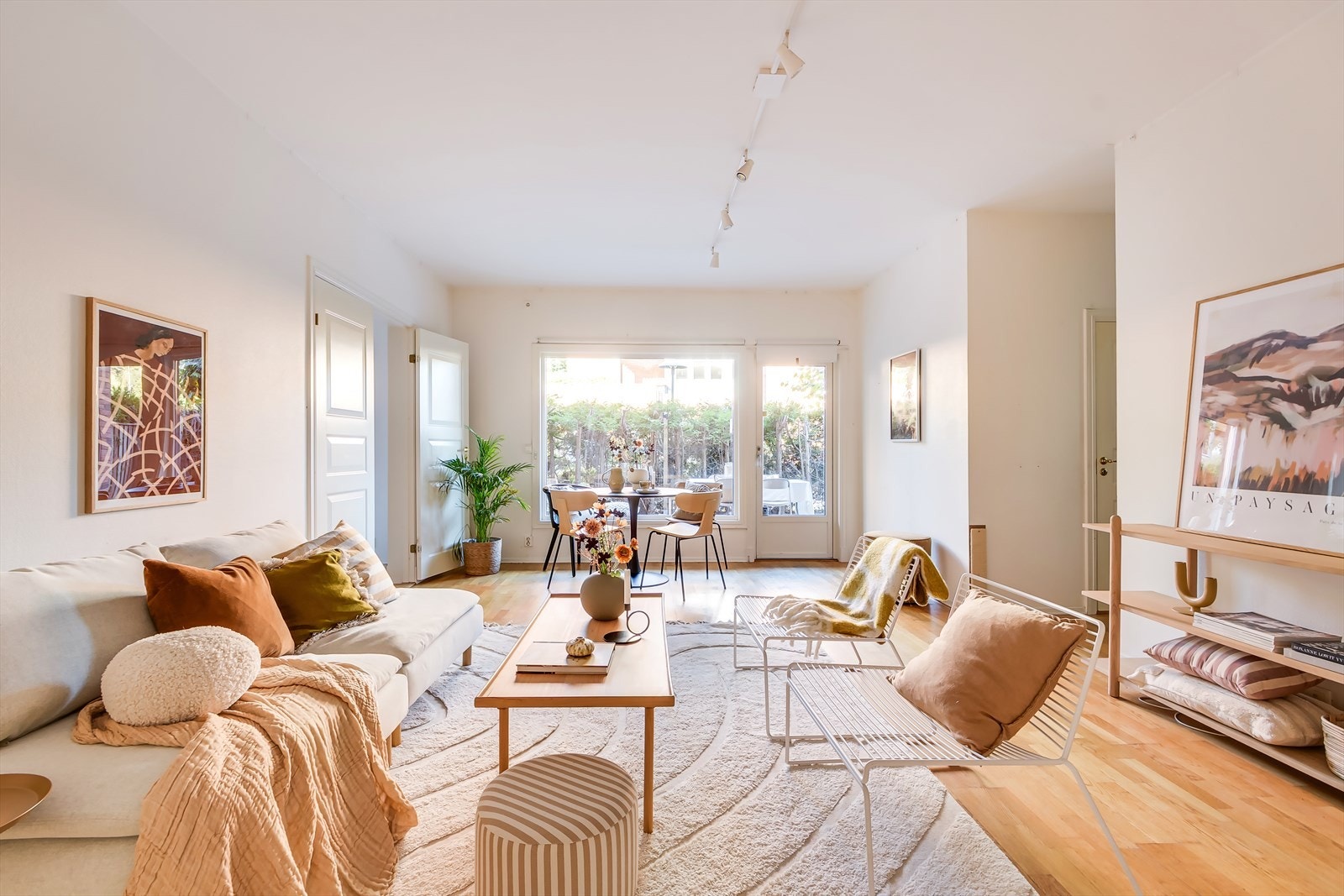 Velkommen til Harbitzalléen/Hoff og ELmholt Allé 2 Galleribilde