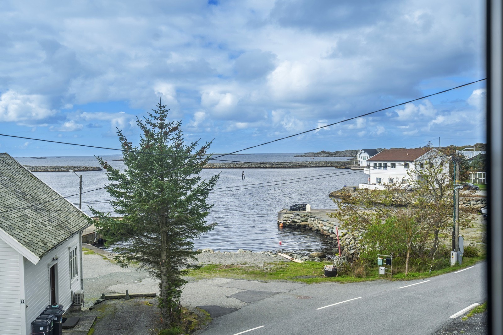 Mot vest i loftsetasjen. Galleribilde