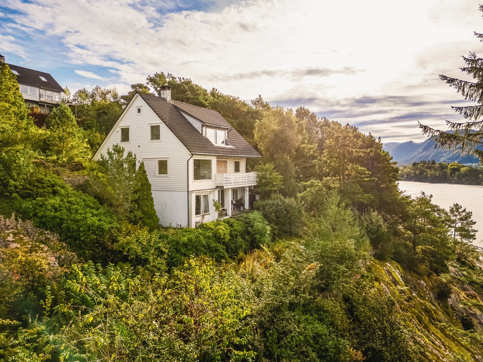 Selv med en tilbaketrukket beliggenhet er det kort avstand til det aller meste. Galleribilde