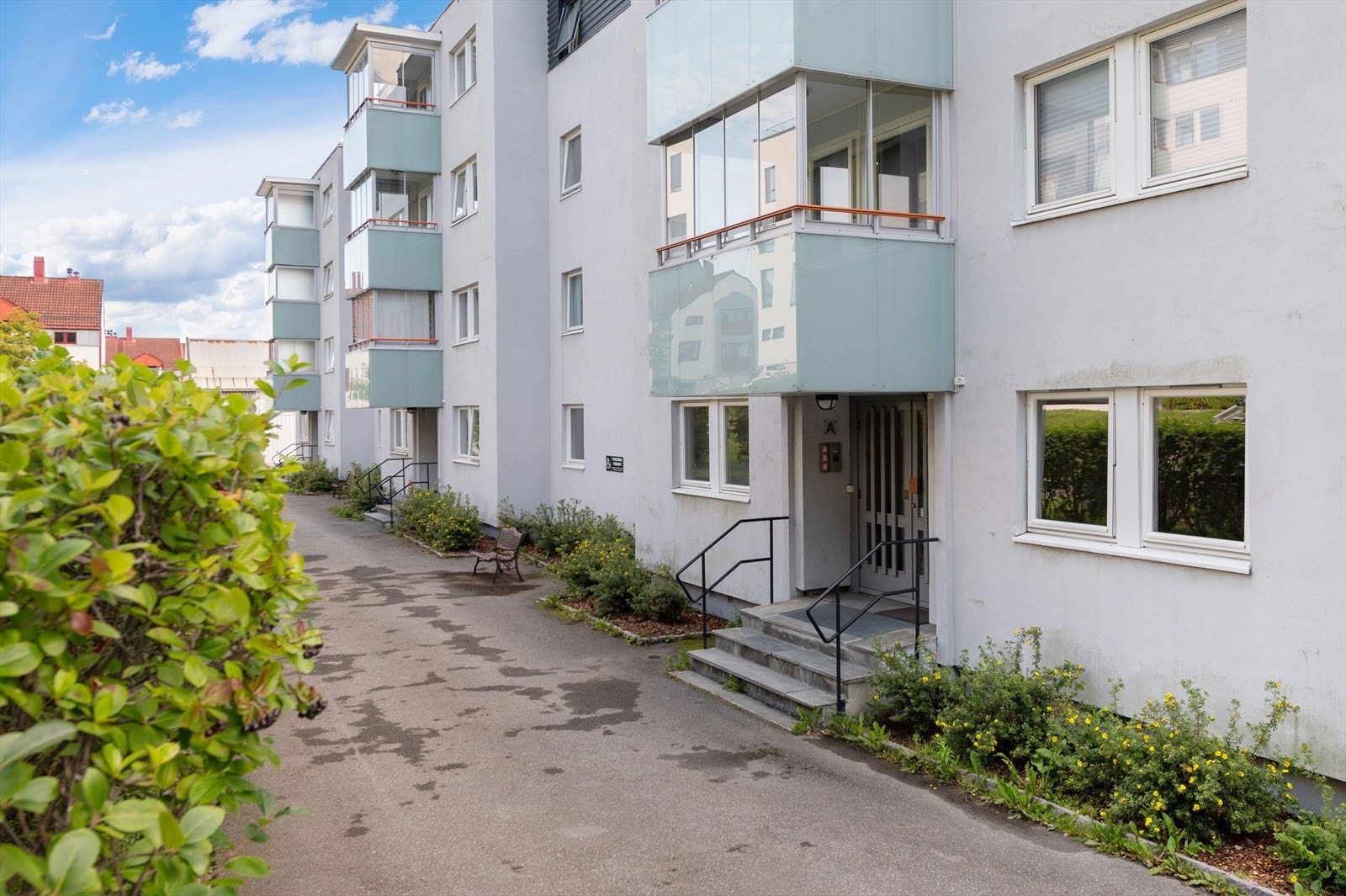 Inngangsparti. Galleribilde