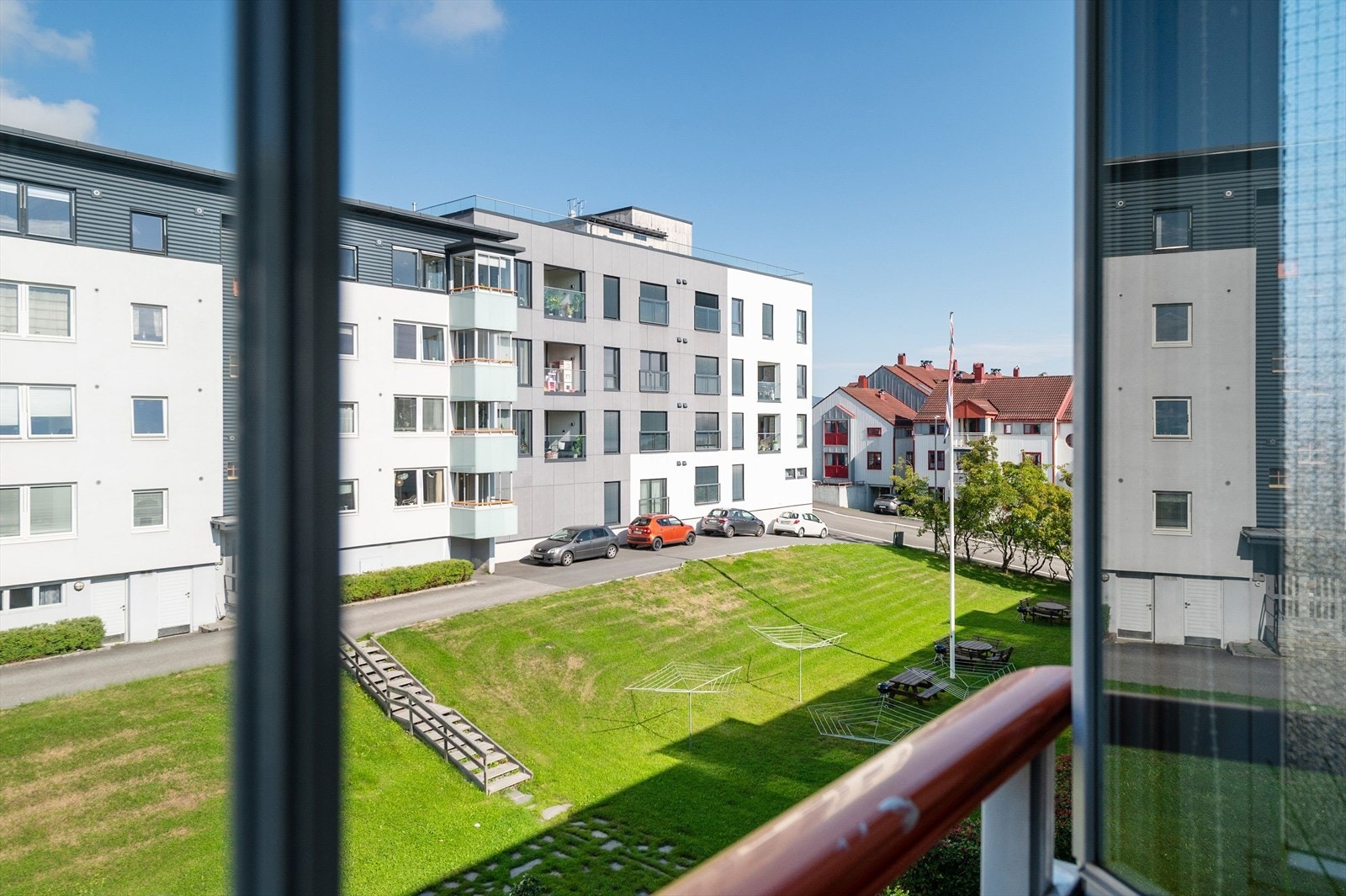 Utsikt fra balkong. Galleribilde