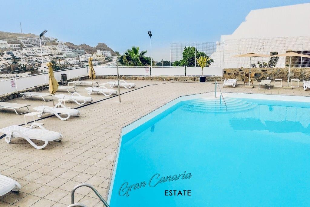 Nylig renovert svømmebasseng Galleribilde