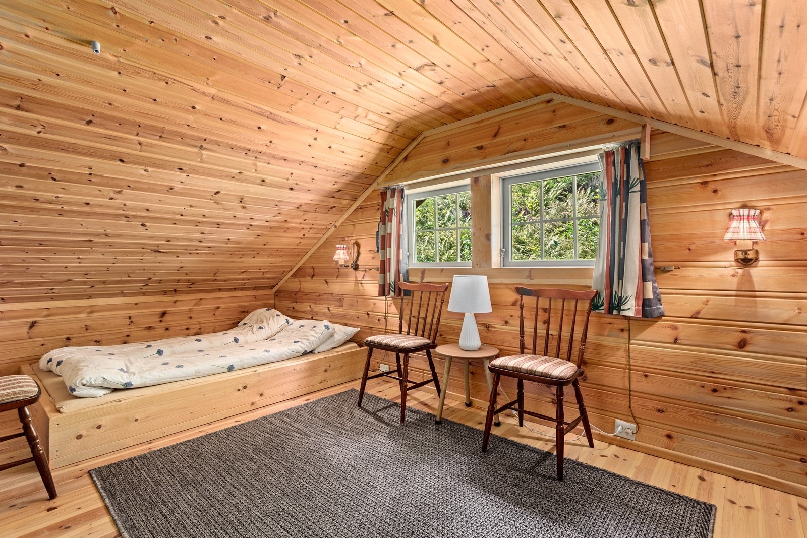 Soverom på hems (ikkje omsøkt og godkjent). Galleribilde