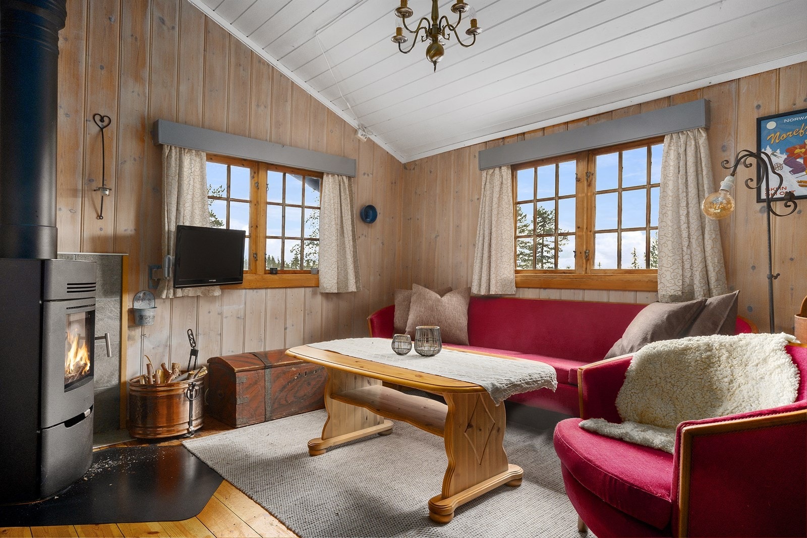 Sjarmerende i naturskjønne omgivelser på Norefjell. Galleribilde