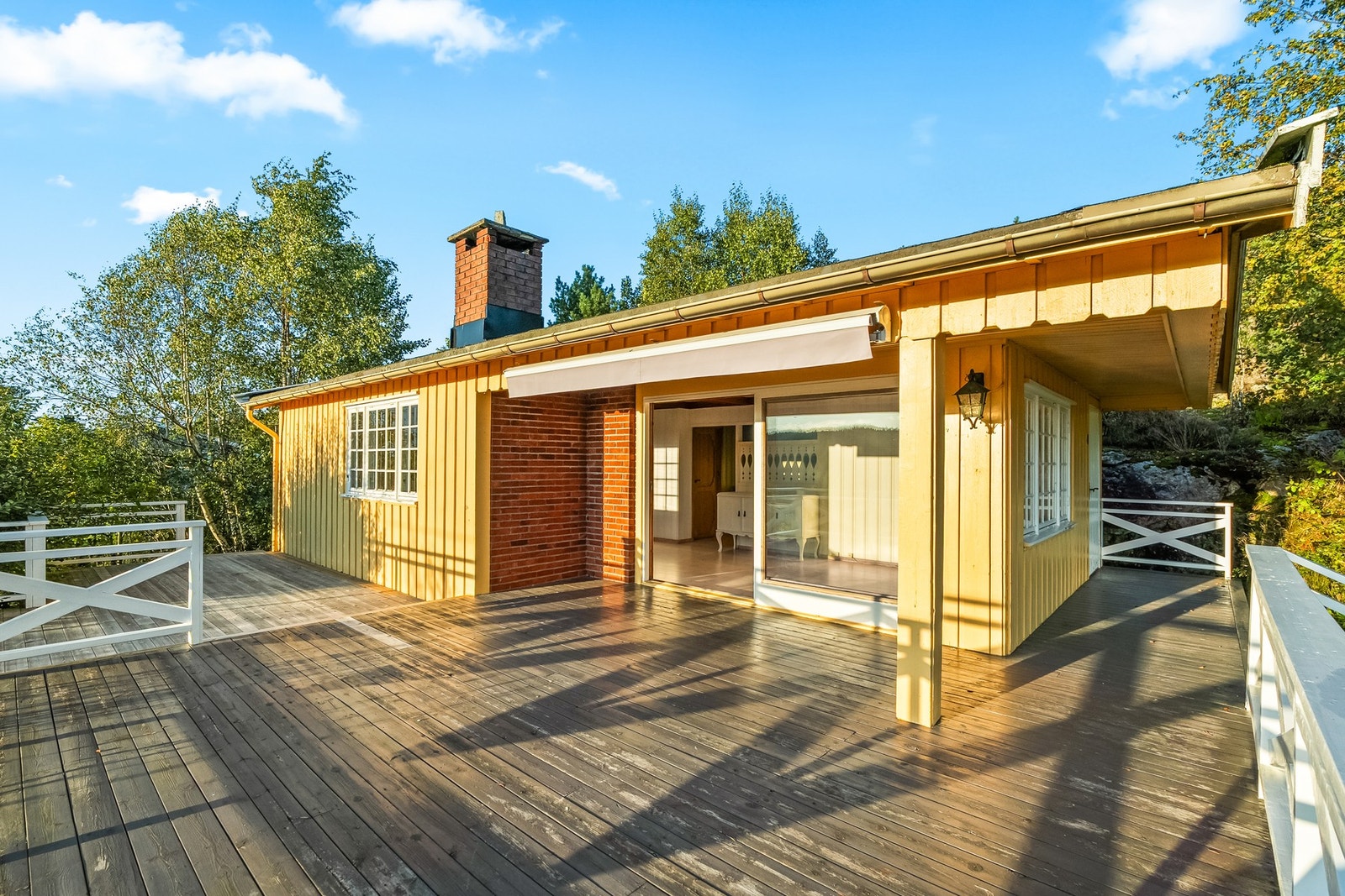 Her ligger alt til rette for å samle både familie og venner til sosiale sammenkomster. Galleribilde