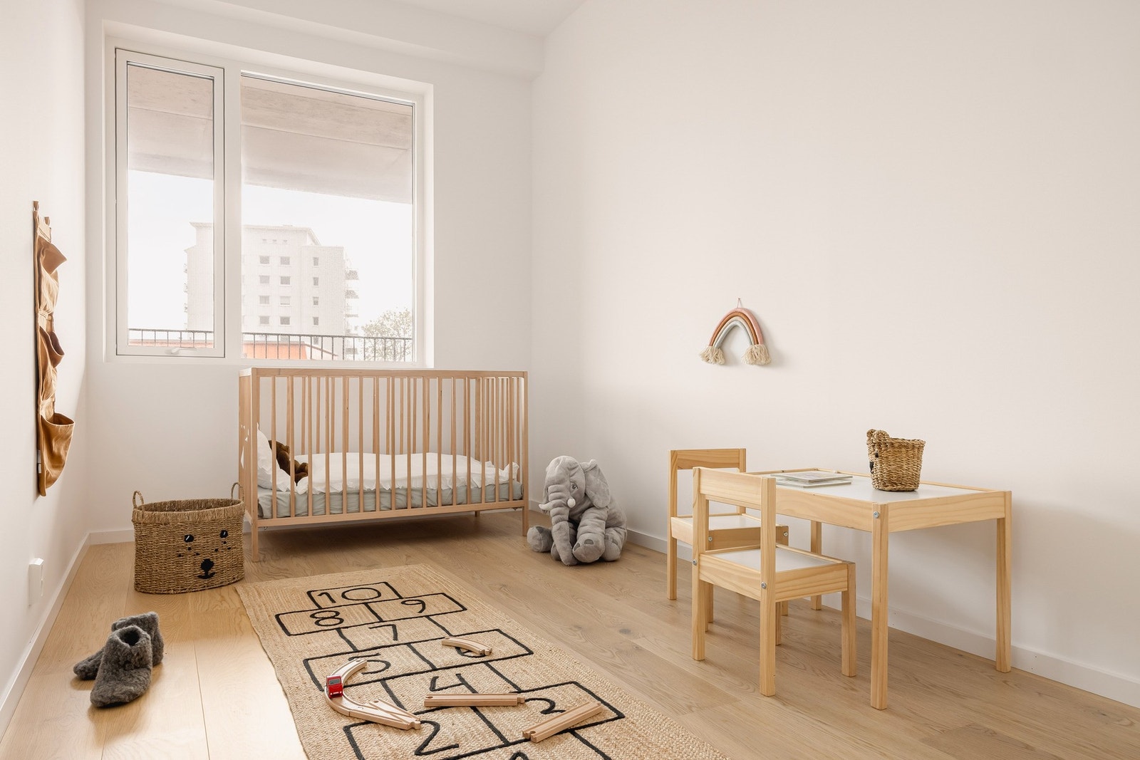 De to andre soverommene er noe mindre, men har plass til dobbeltseng, hjemmekontor, barnerom, det du måtte trenge! Galleribilde