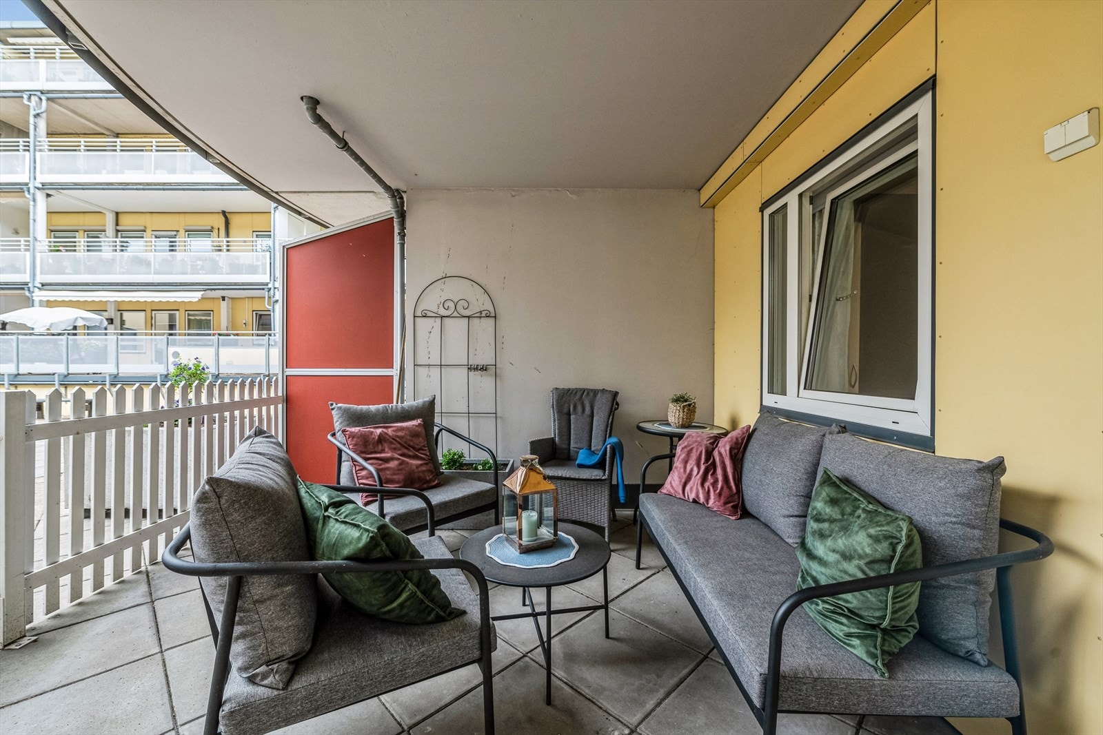 Terrassen er av god størrelse på hele 19kvm. Galleribilde