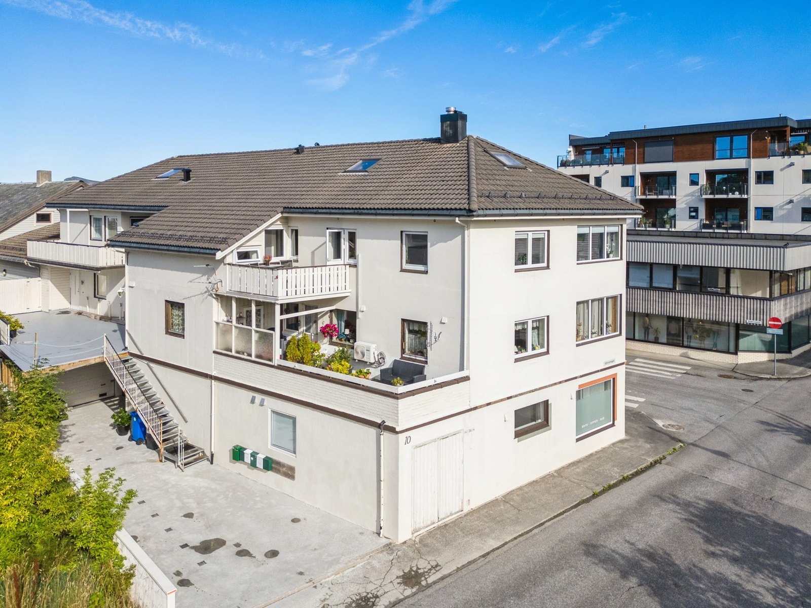 En innbydende leilighet beliggende i byggets 3. etasje. Galleribilde