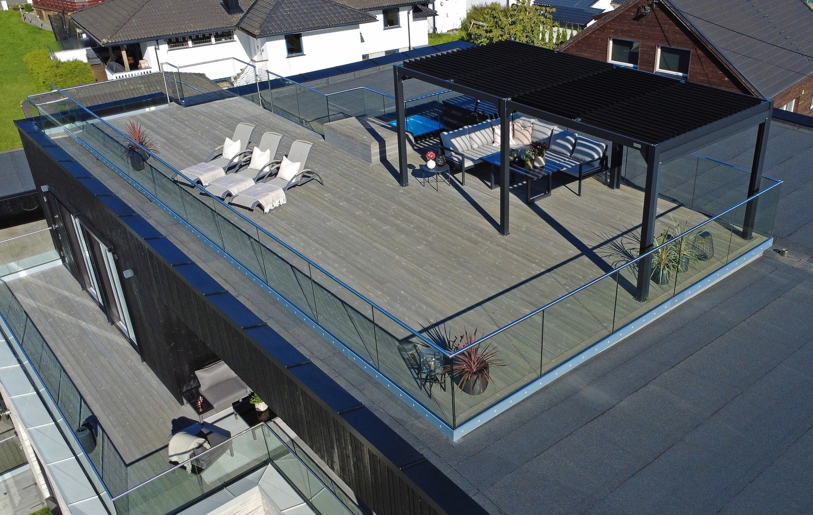 Usjenert takterrasse på 73 kvm. Galleribilde