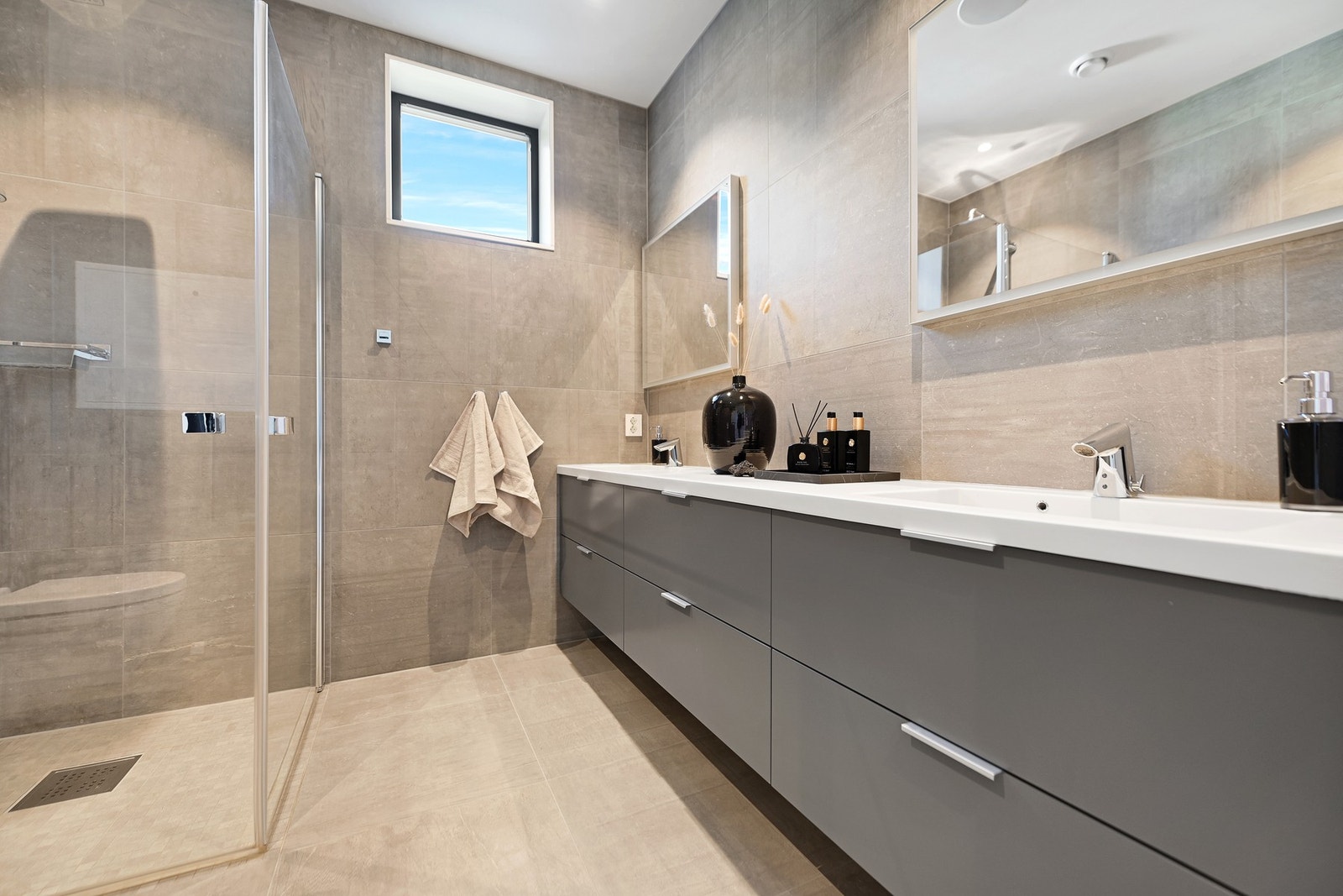 Baderom 2 i hovedetasjen Galleribilde