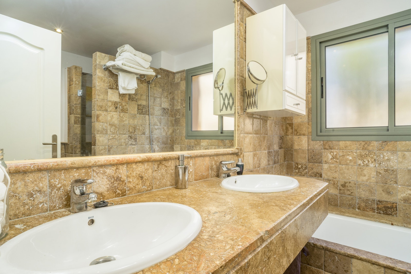 Hovedbaderom Galleribilde