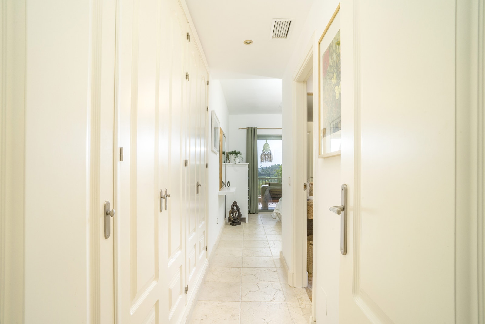 Garderober Galleribilde