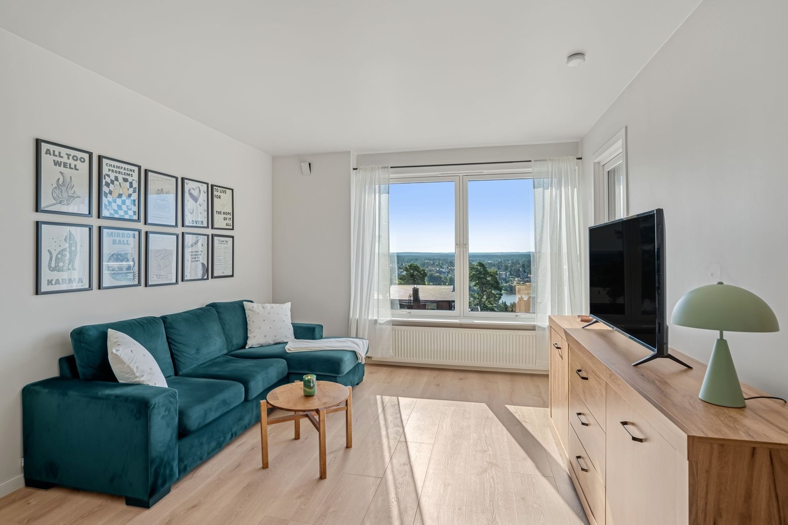 Stilrene overflater Galleribilde