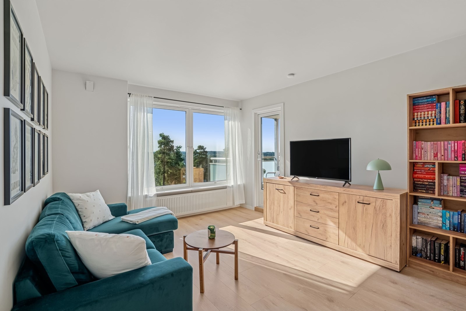 Fantastisk naturlig lysinnslipp og hyggelig utsikt Galleribilde