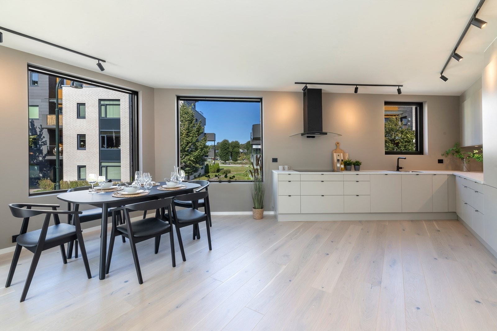 God plass for å kunne dekke til mange. Galleribilde