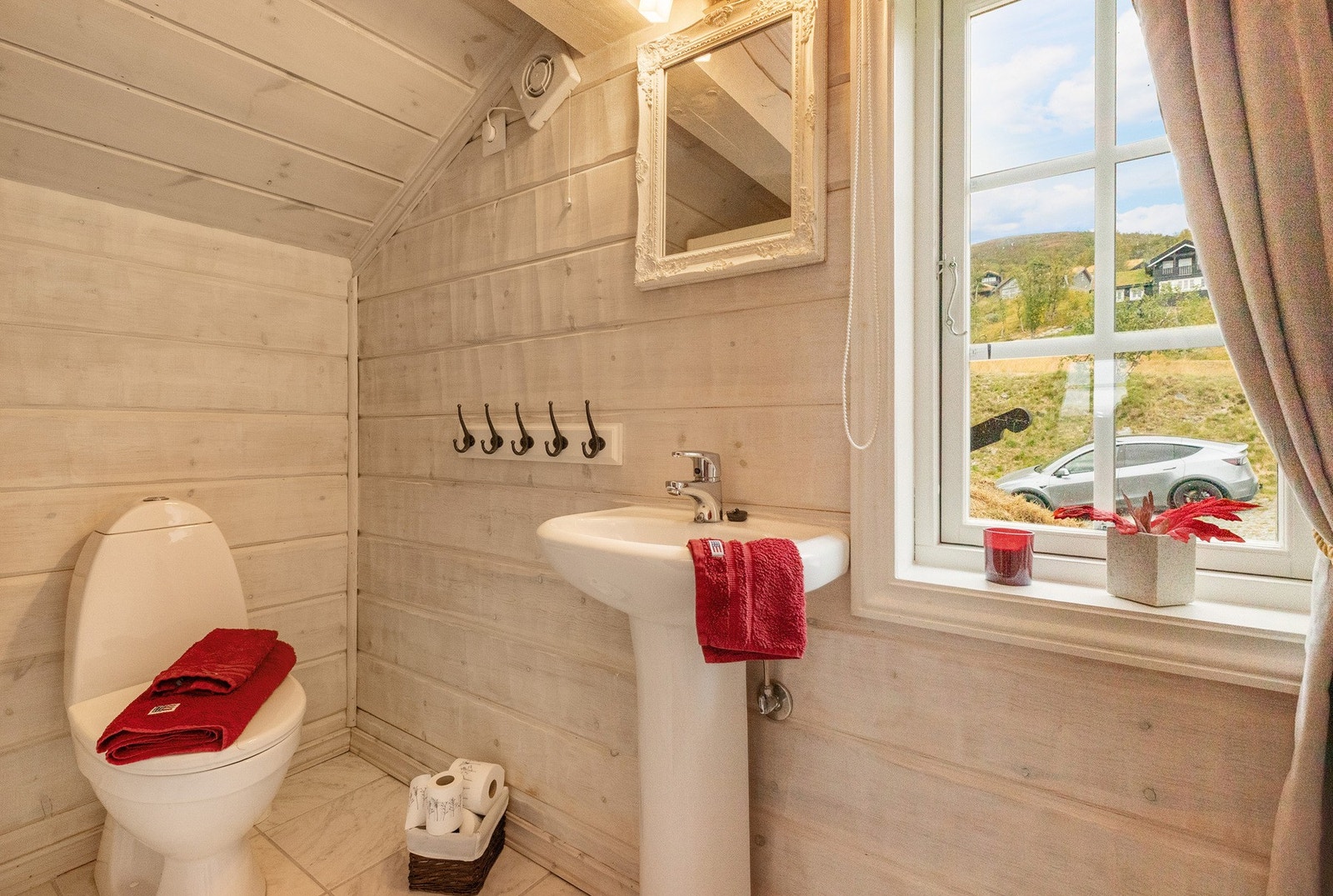 I oppstuen finnes et dusjbad Galleribilde