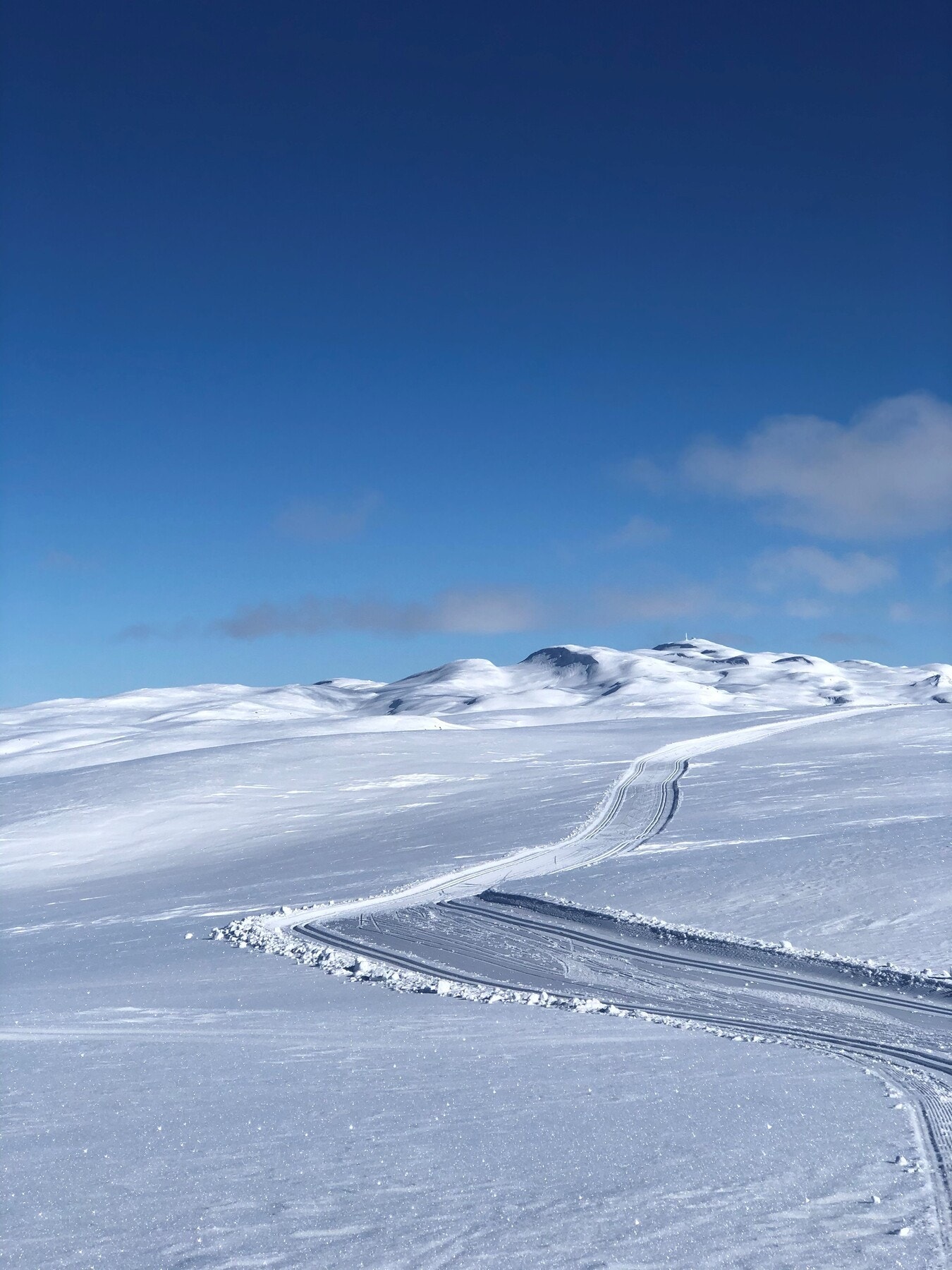 På tur opp til Spåtind - bilde fra selgers arkiv Galleribilde