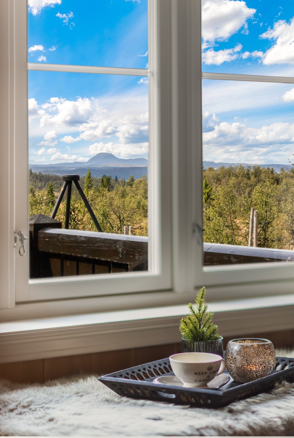 Flott utsikt fra soveromsvinduet Galleribilde