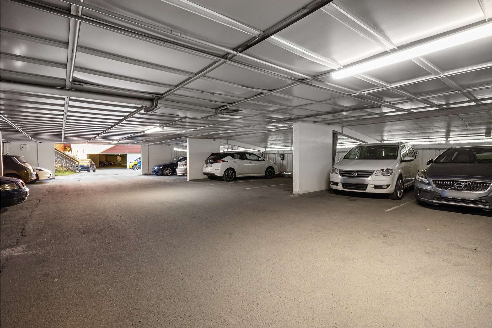 Det medfølger en garasjeplass med nr. 109 i lukket garasjeanlegg Galleribilde