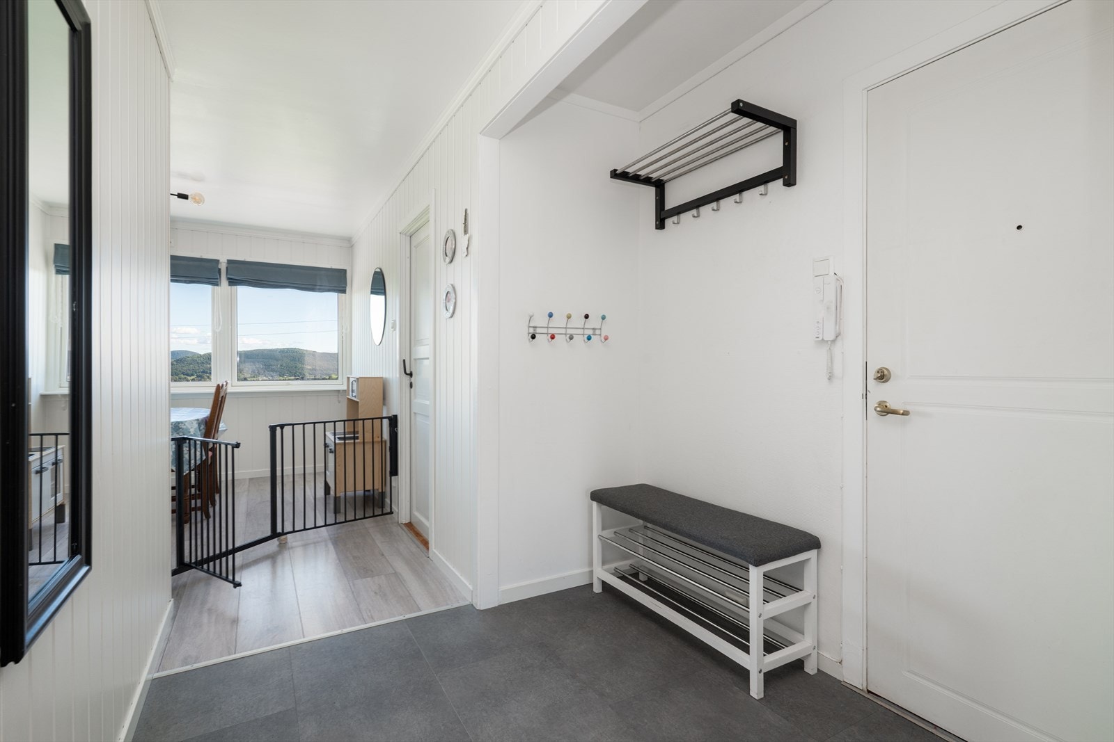 Åpen entrè av god størrelse. Galleribilde