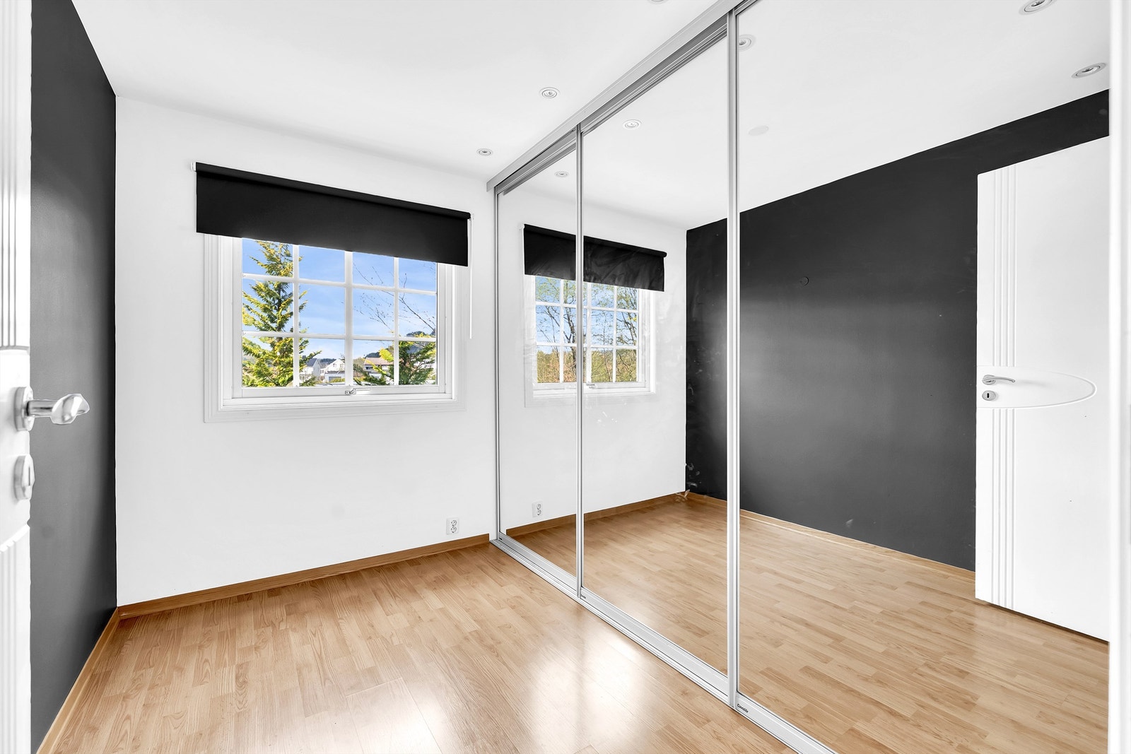 Det andre rommet kan innredes etter ønske, og passer fint som barnerom, gjesterom eller kontor. Galleribilde