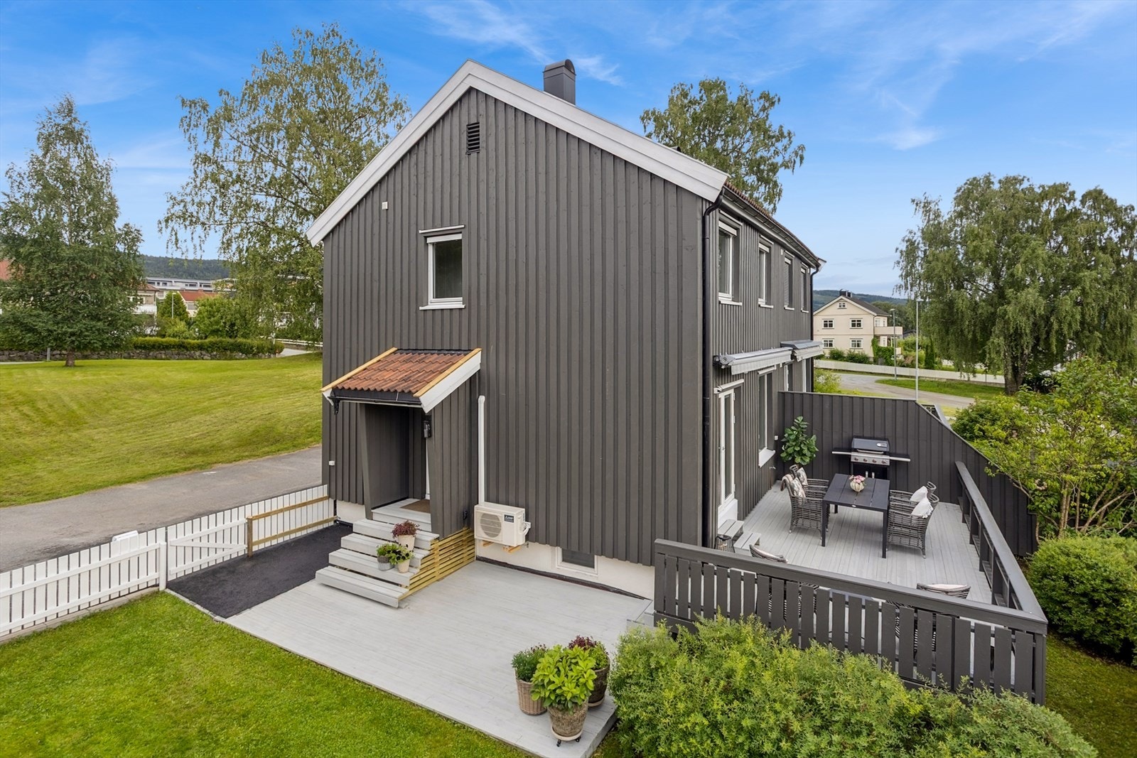 Boligen er nylig etterisolert og har ny kledning. Galleribilde