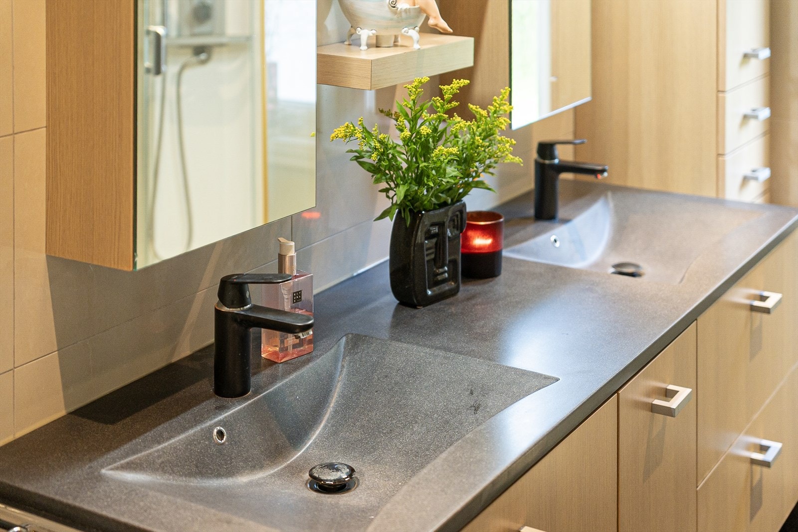 1. etasje - Badet Galleribilde