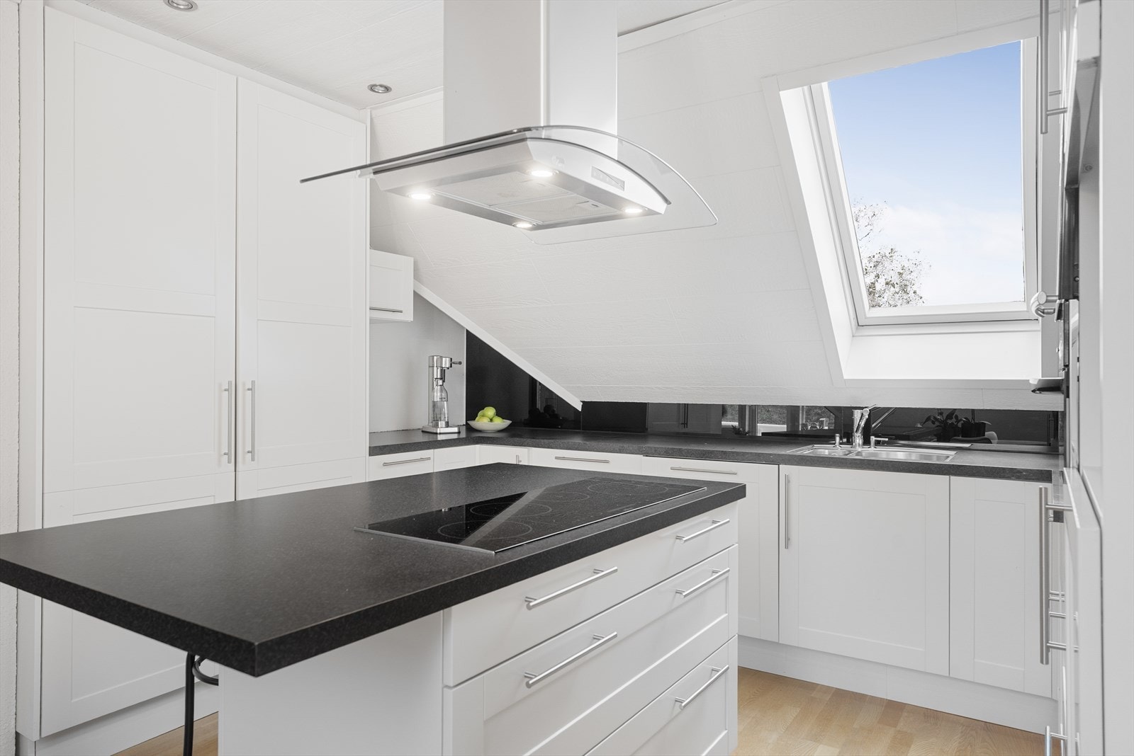 2. etasje - Kjøkkenet Galleribilde