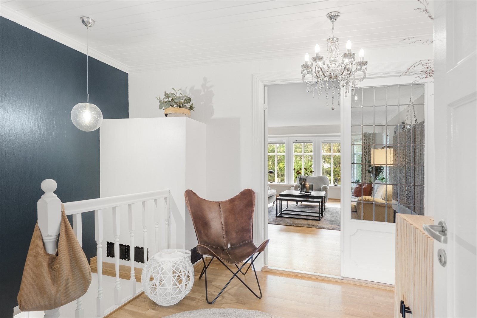 1. etasje - Gang/trapperom Galleribilde