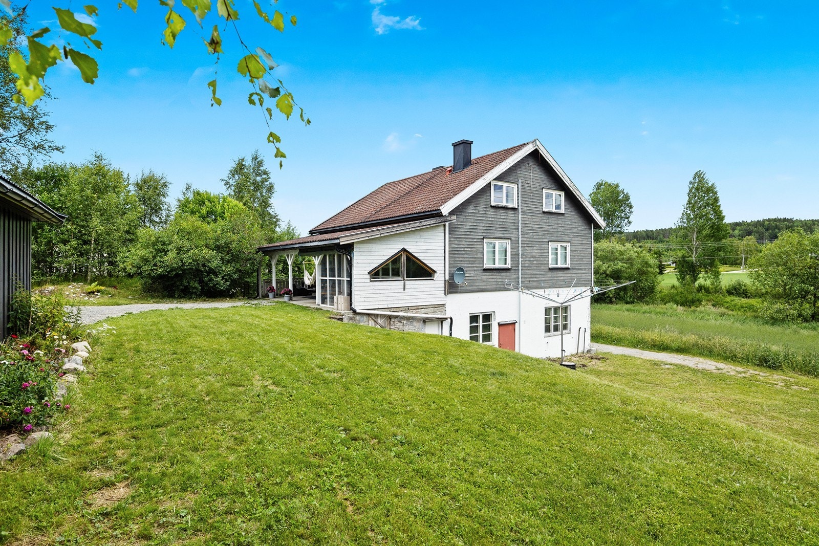 Eiet tomt på 1 235 km. Galleribilde