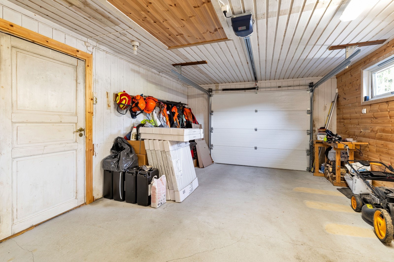 Lagerrom/garasje. Galleribilde