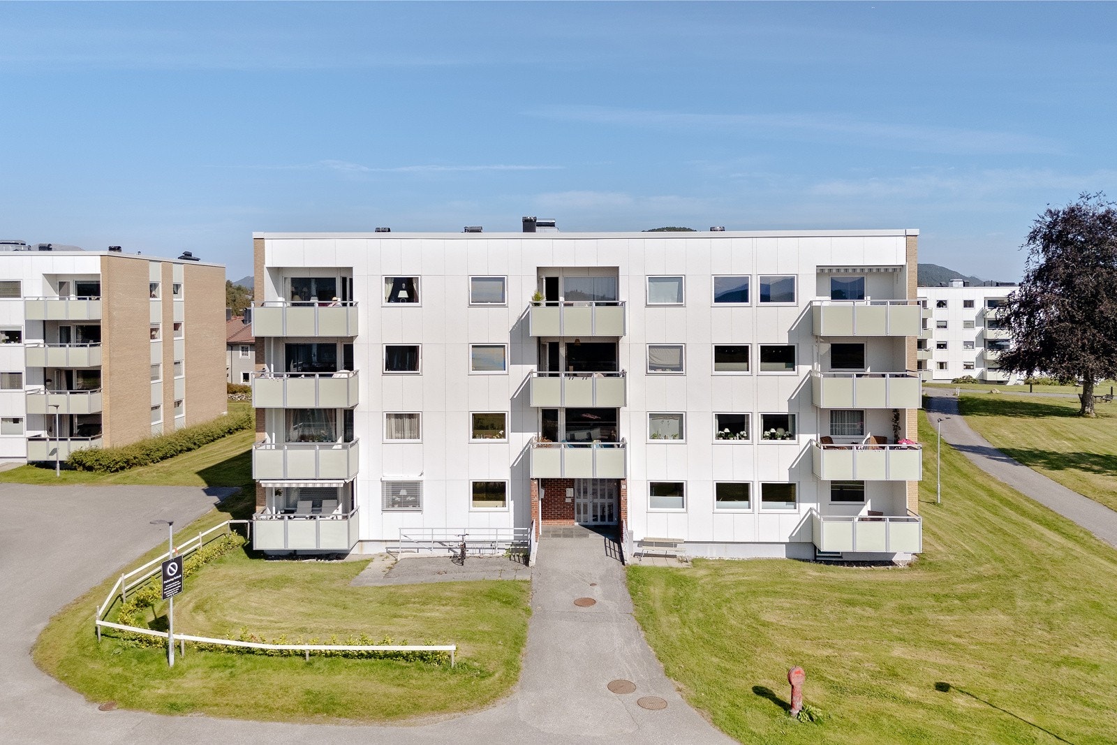 Borettslaget er veldrevet, og fasaden på blokkene ble blant annet rehabilitert i perioden 2005-2006. Galleribilde