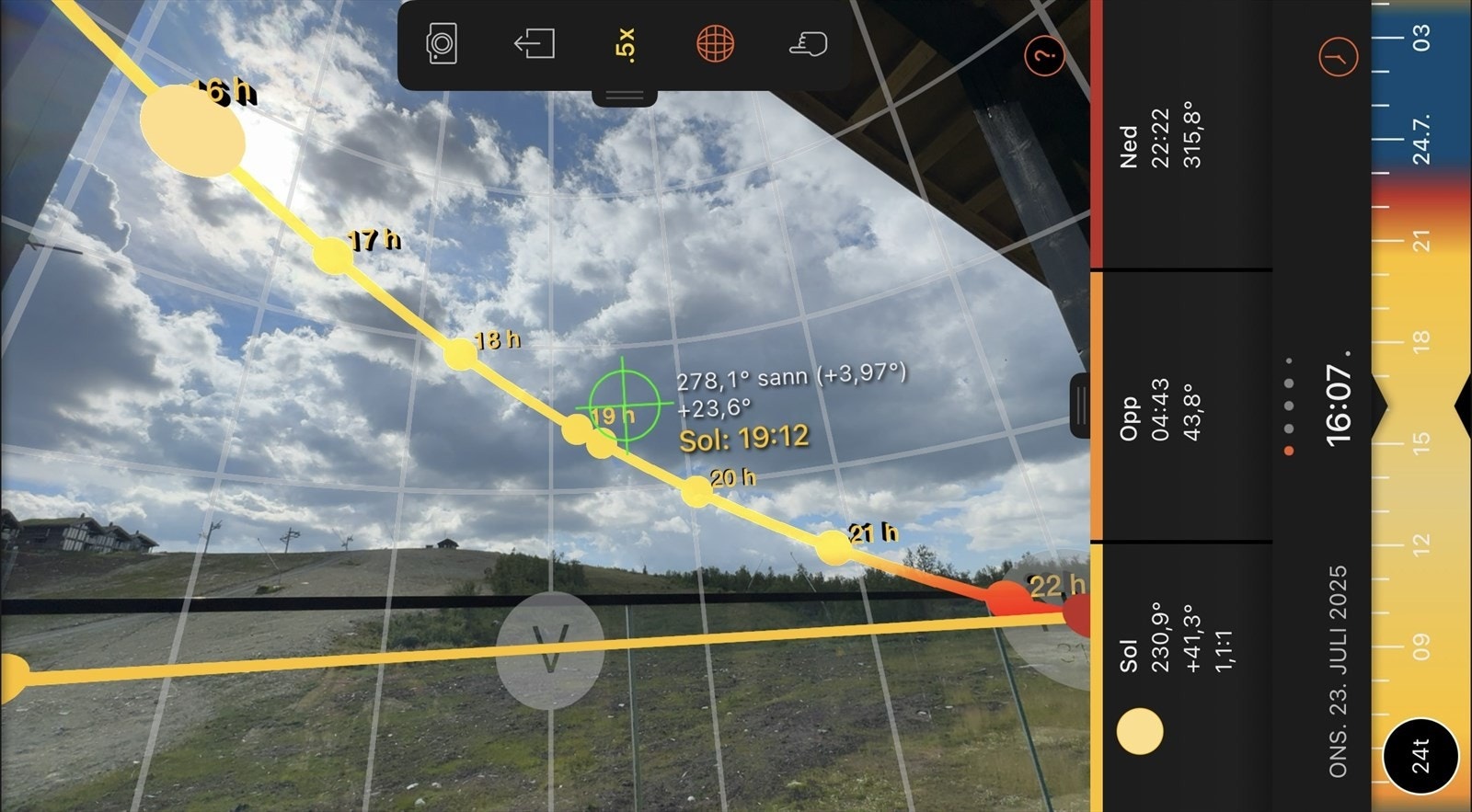 Nyt sola på terrassen til langt på kveld Galleribilde