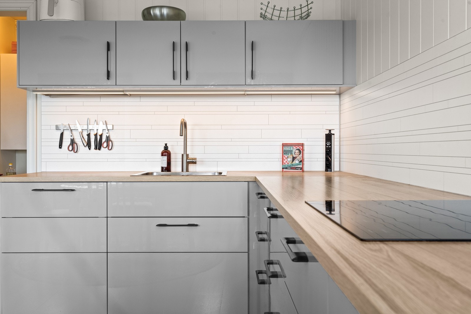 God benkeplass. Galleribilde