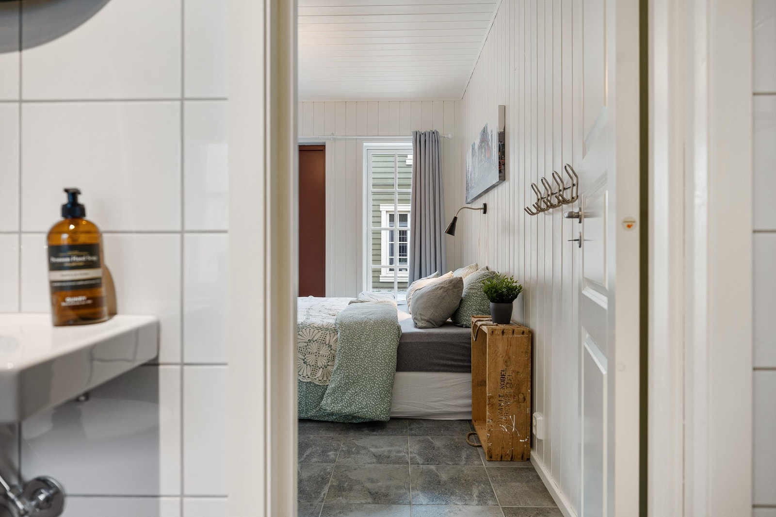 Soverommet har tilhørende bad Galleribilde