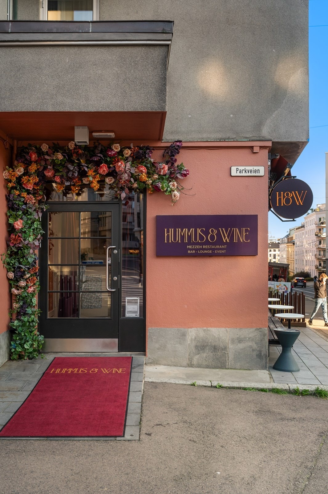 I nabolaget er det et bredt utvalg av hyggelige barer og restauranter. Galleribilde