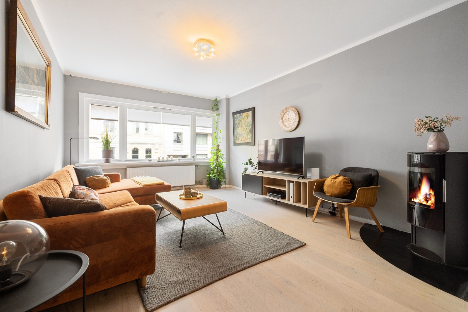 Velkommen til Huitfeldts gate 17, presentert av Hang Thai Nguyen v/EIE Valkyrien. Galleribilde