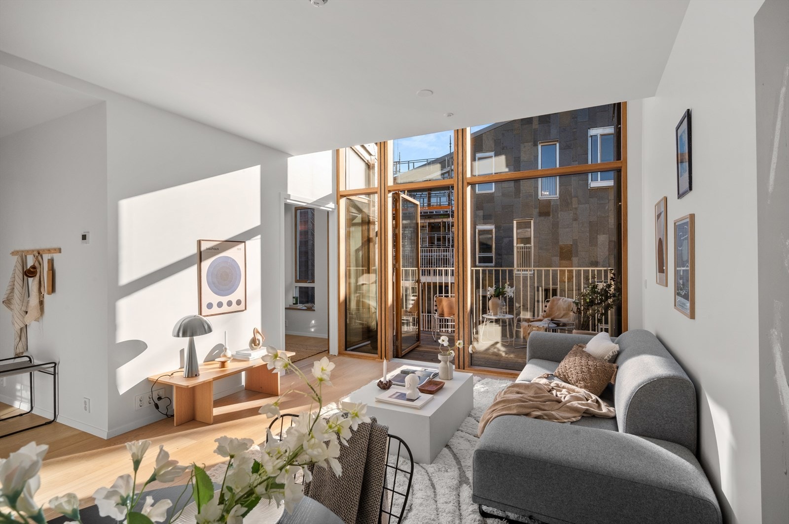 A-konto varmtvann, fyring og internett inkludert i felleskostnadene. Galleribilde