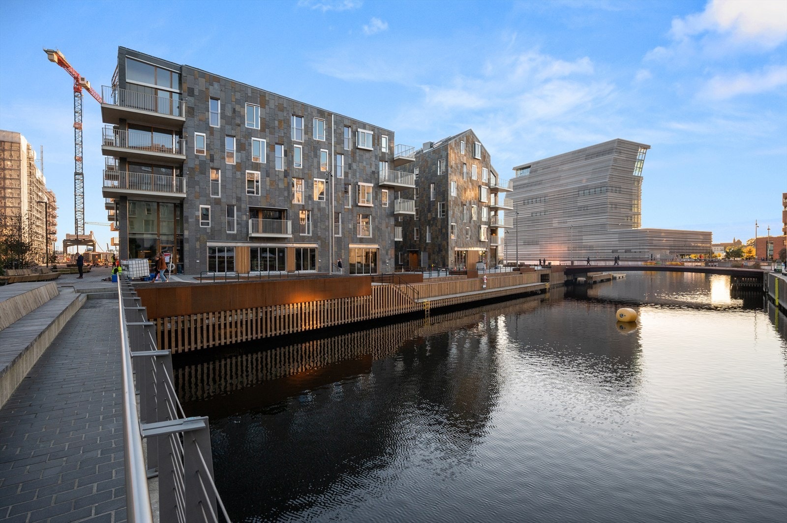 De fem siste husene som utgjør Vannkunsten Syd sto ferdig høsten 2025. Galleribilde