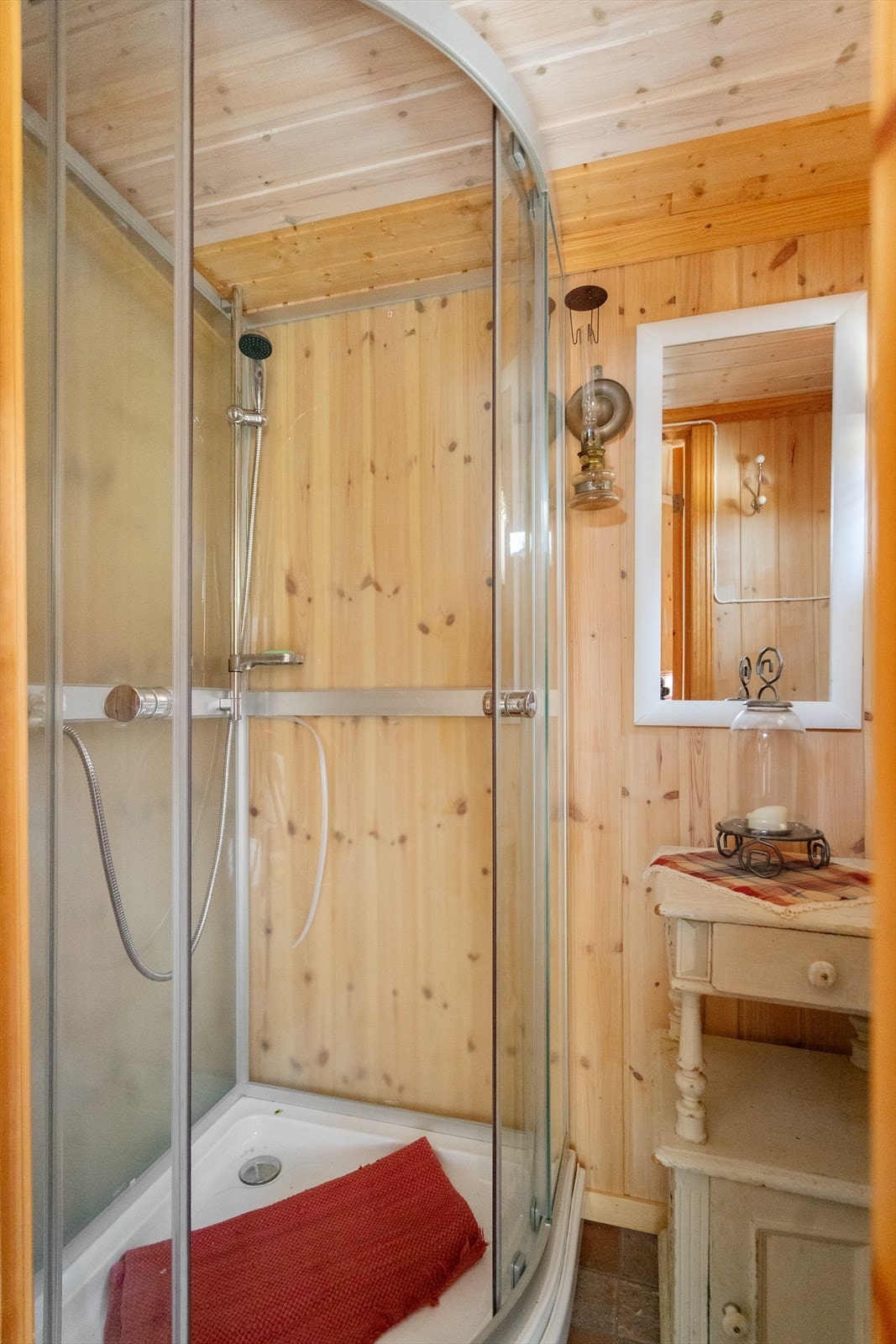 Dusjrom Galleribilde