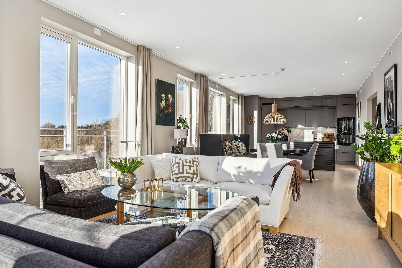 Her har du plass til flere sittegrupper. Galleribilde