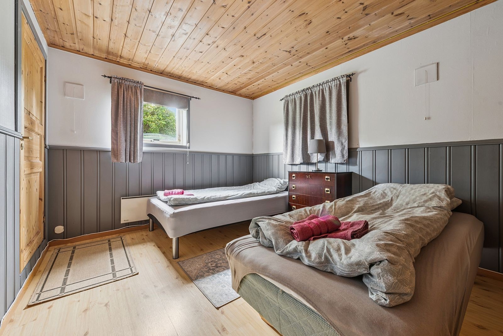 Soverom med møbler som kan medfølge! Galleribilde