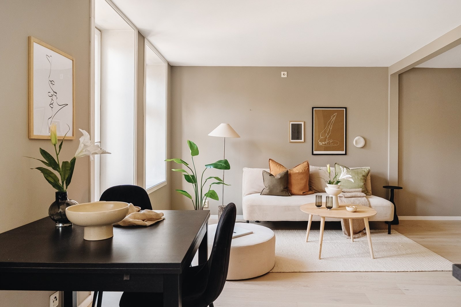 Leiligheten, samt området, er fint tilrettelagt for flere ulike aldersgrupper og livsfaser. Galleribilde