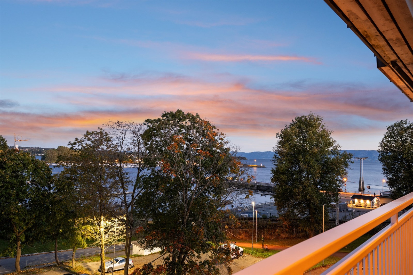 Utsikt fra balkong. Galleribilde